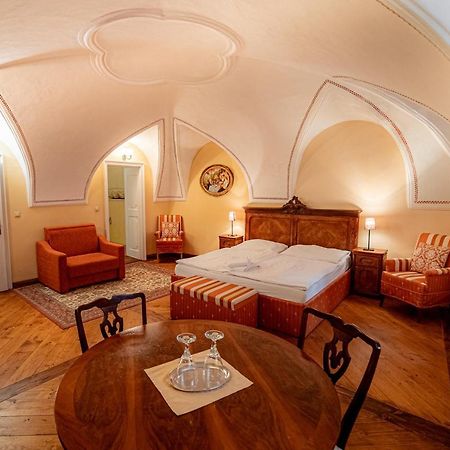 Penzion Cosmopolitan Ii. Banská Štiavnica Exterior foto