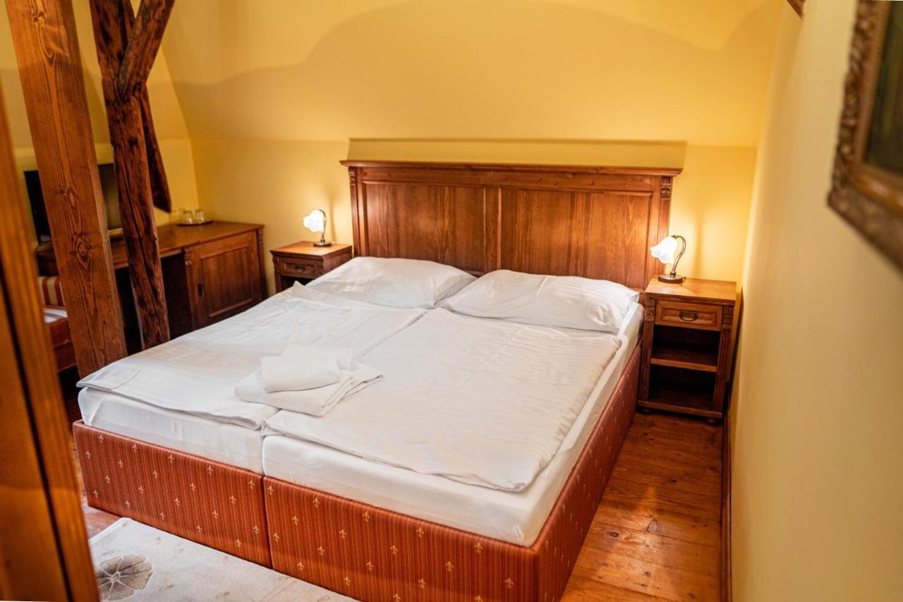 Penzion Cosmopolitan Ii. Banská Štiavnica Quarto foto
