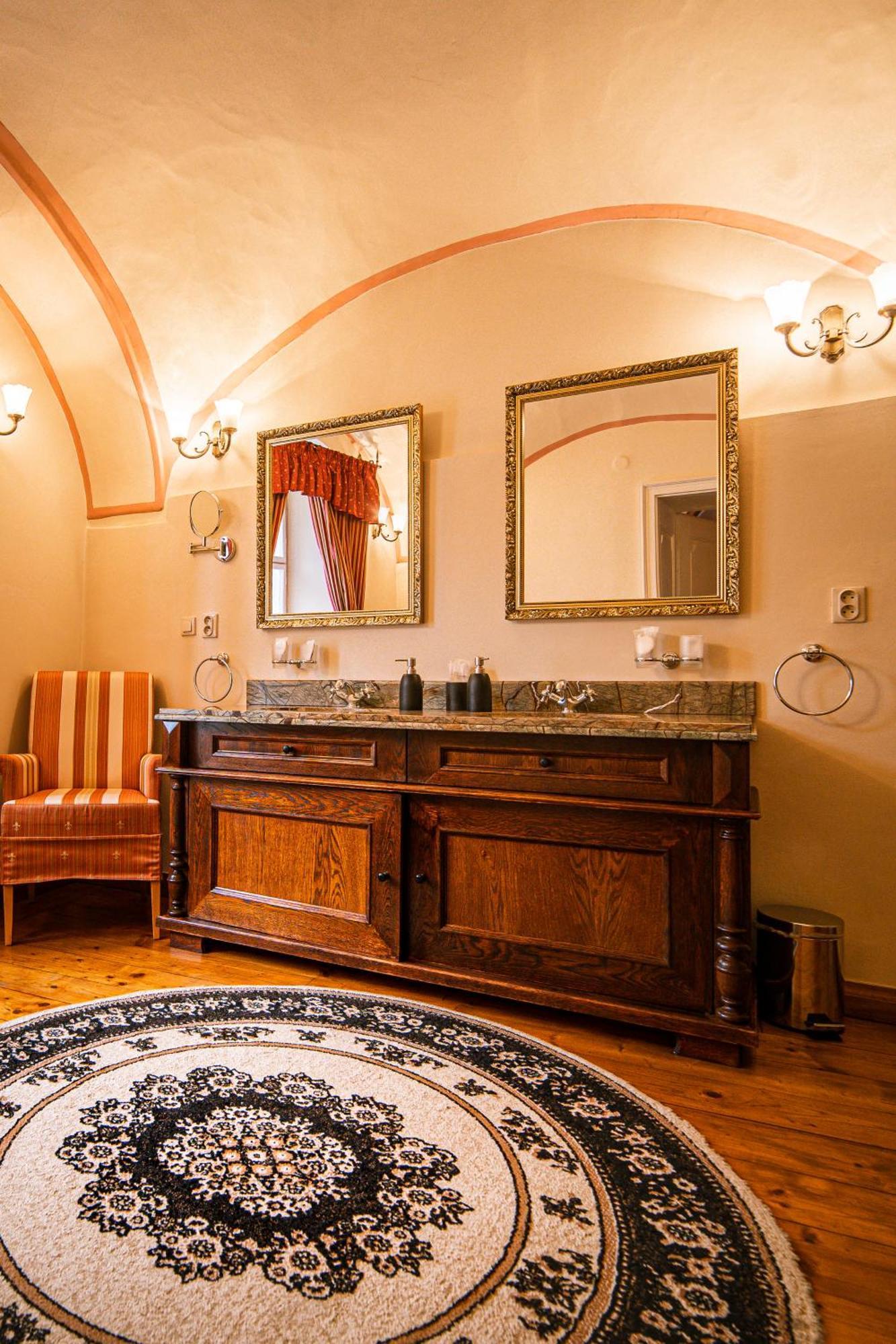 Penzion Cosmopolitan Ii. Banská Štiavnica Quarto foto