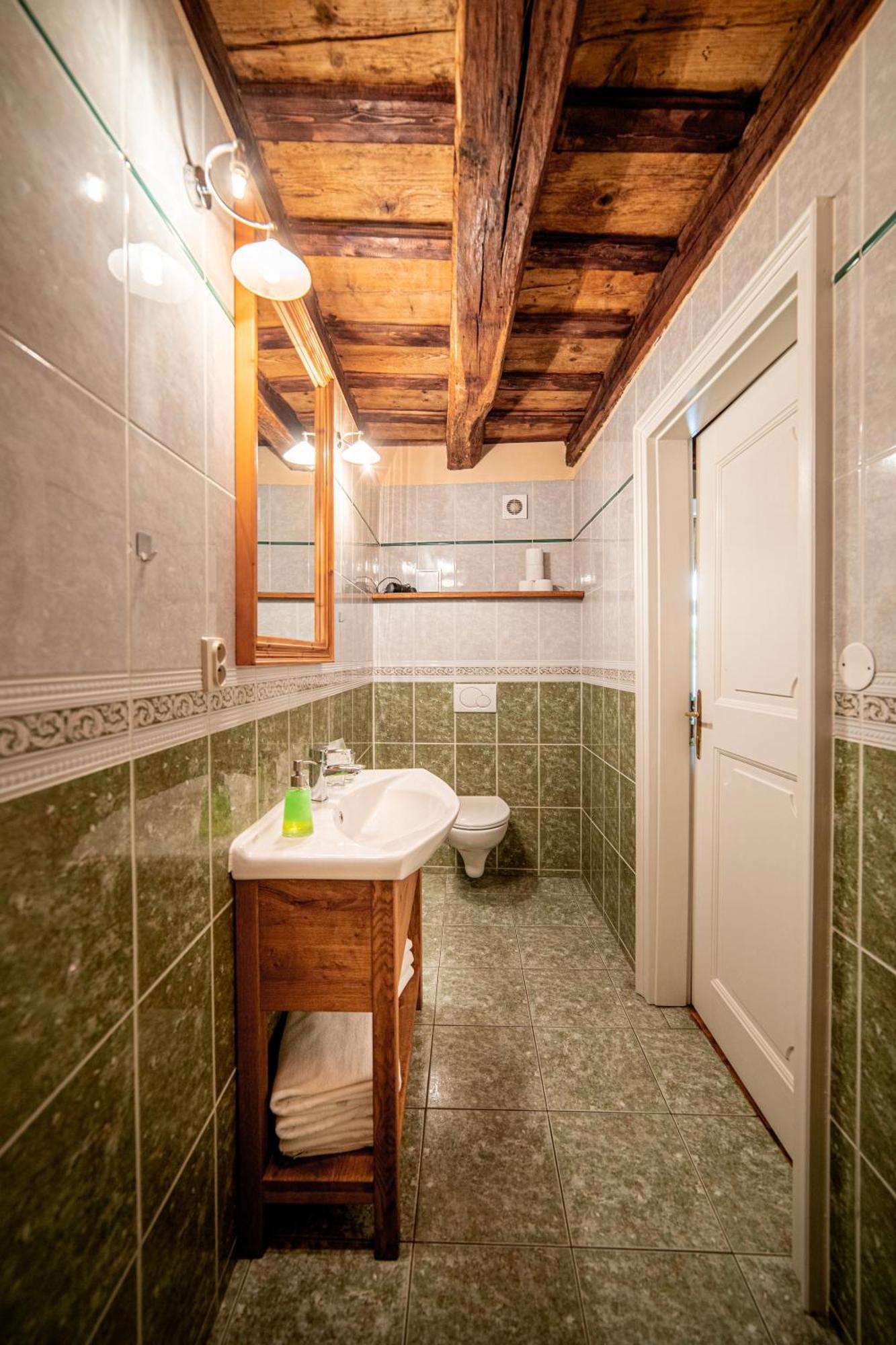 Penzion Cosmopolitan Ii. Banská Štiavnica Quarto foto