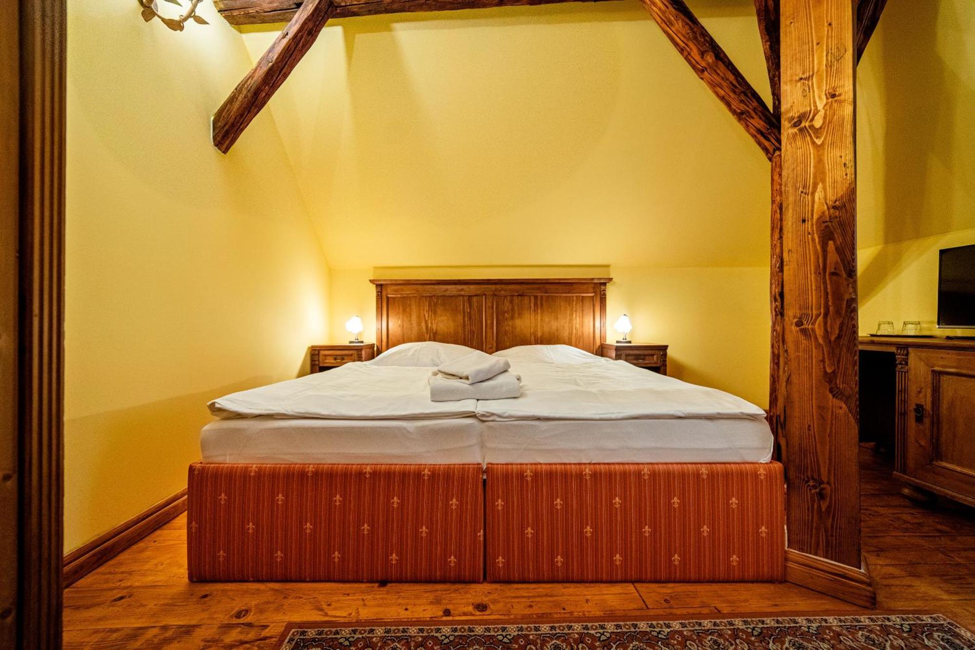 Penzion Cosmopolitan Ii. Banská Štiavnica Quarto foto
