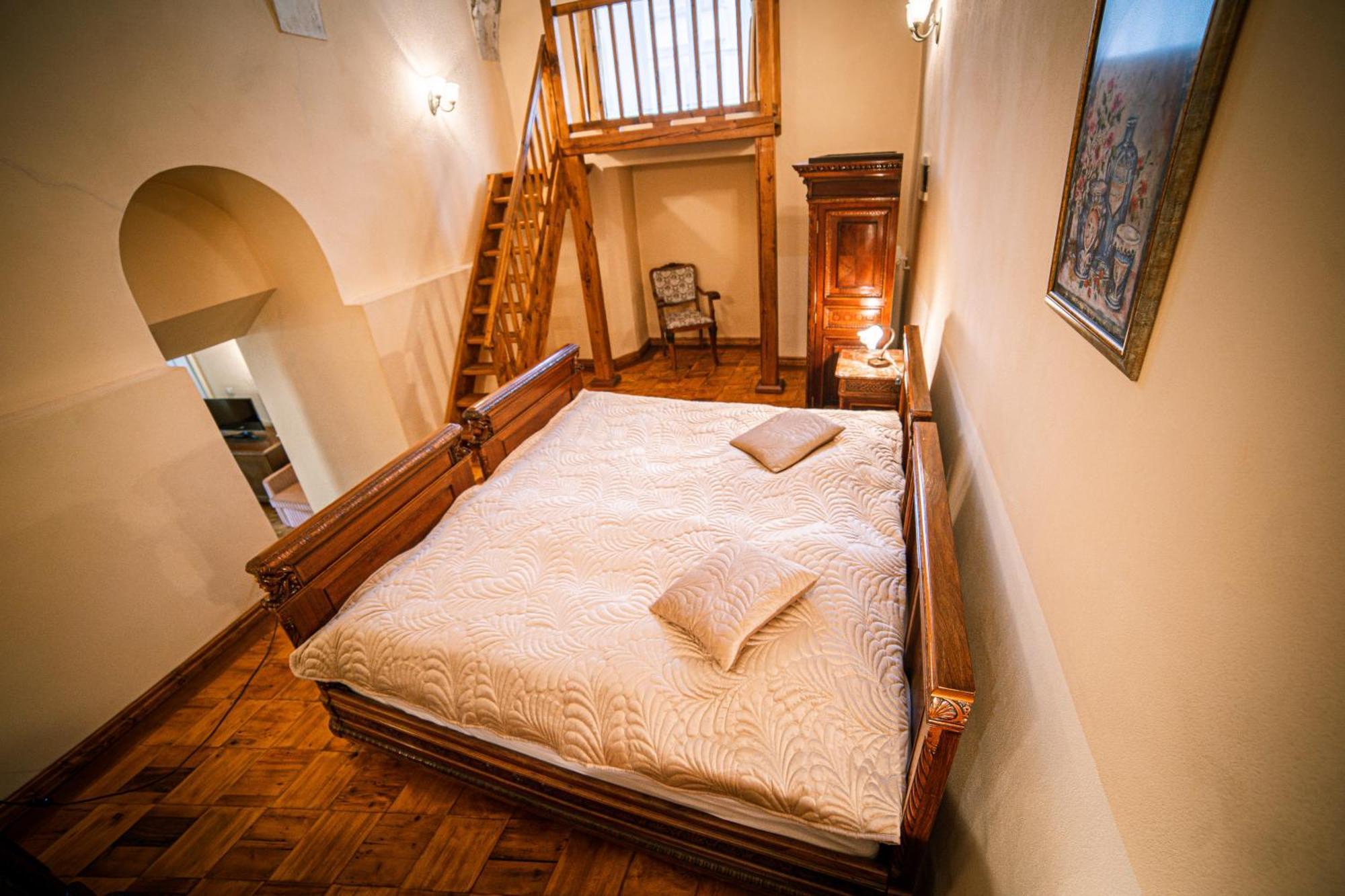 Penzion Cosmopolitan Ii. Banská Štiavnica Quarto foto