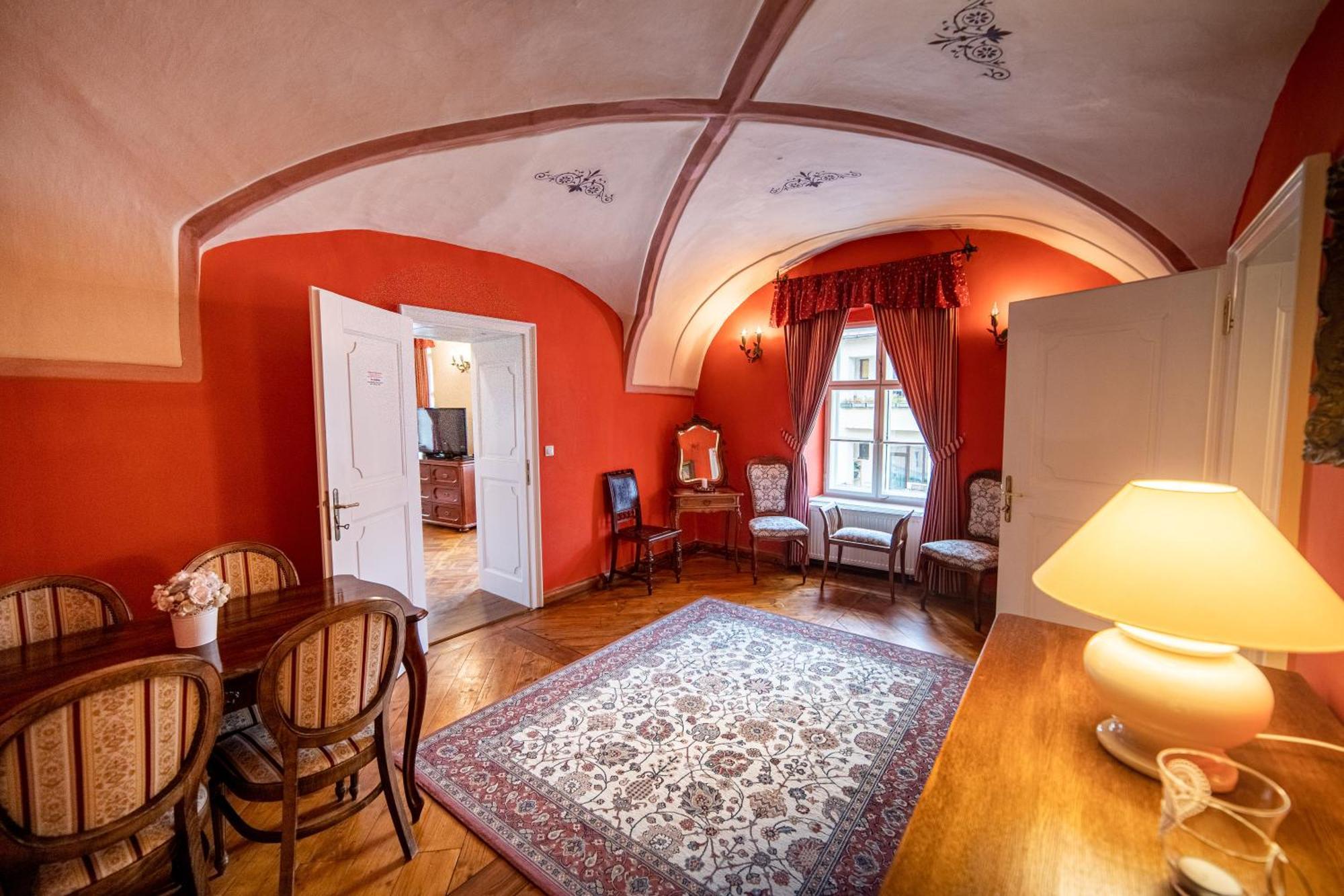 Penzion Cosmopolitan Ii. Banská Štiavnica Quarto foto