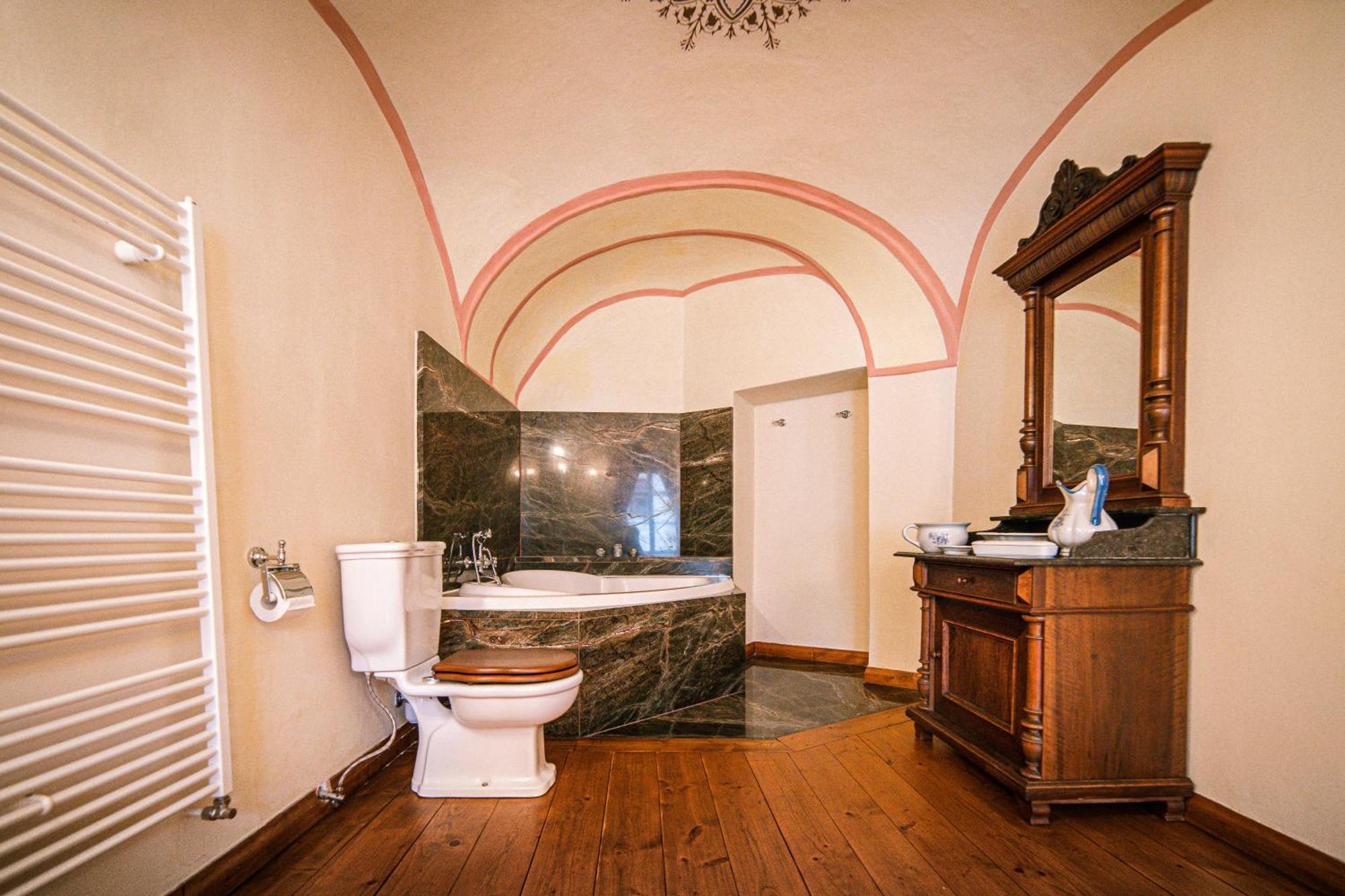 Penzion Cosmopolitan Ii. Banská Štiavnica Quarto foto