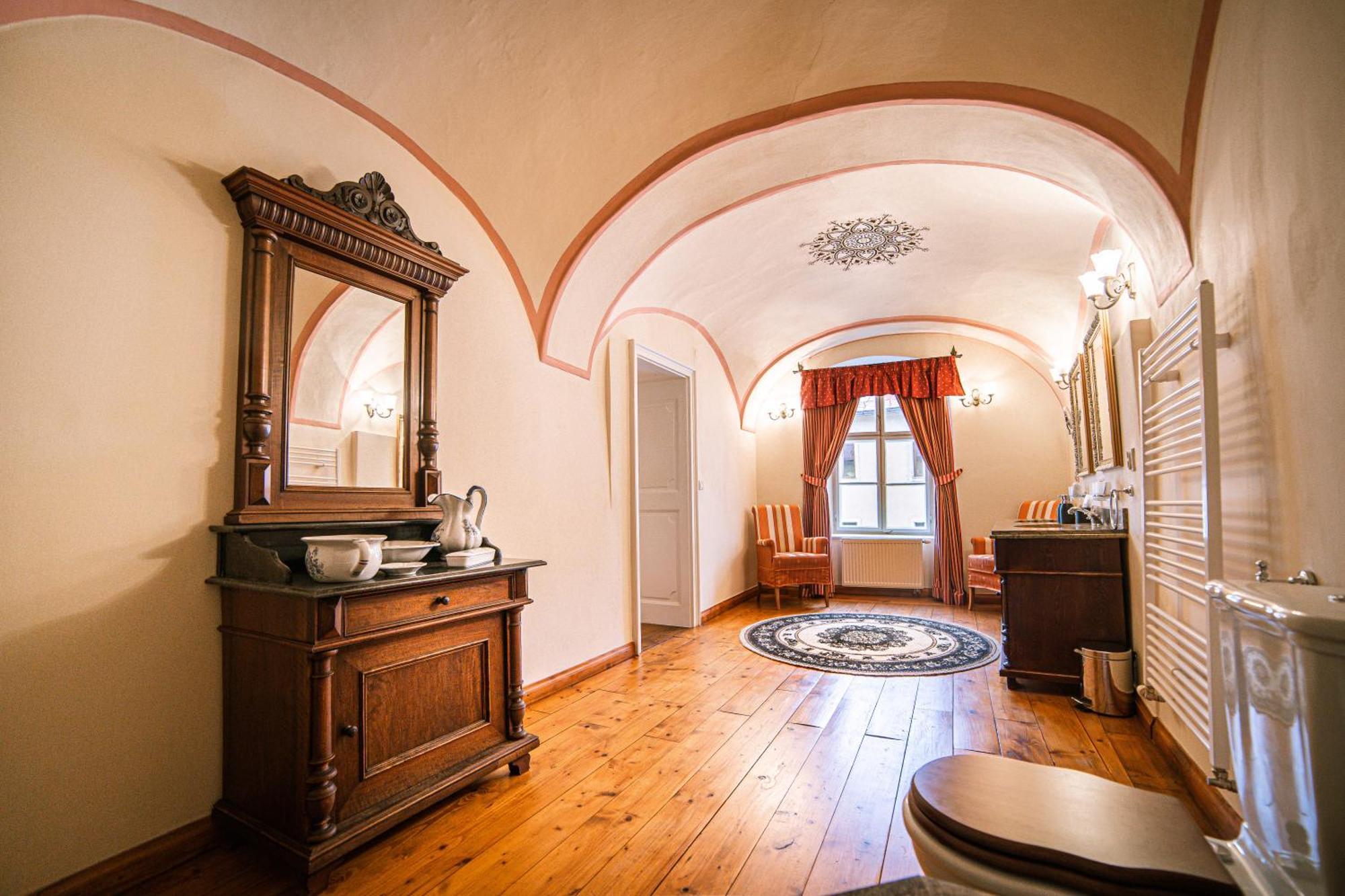 Penzion Cosmopolitan Ii. Banská Štiavnica Quarto foto
