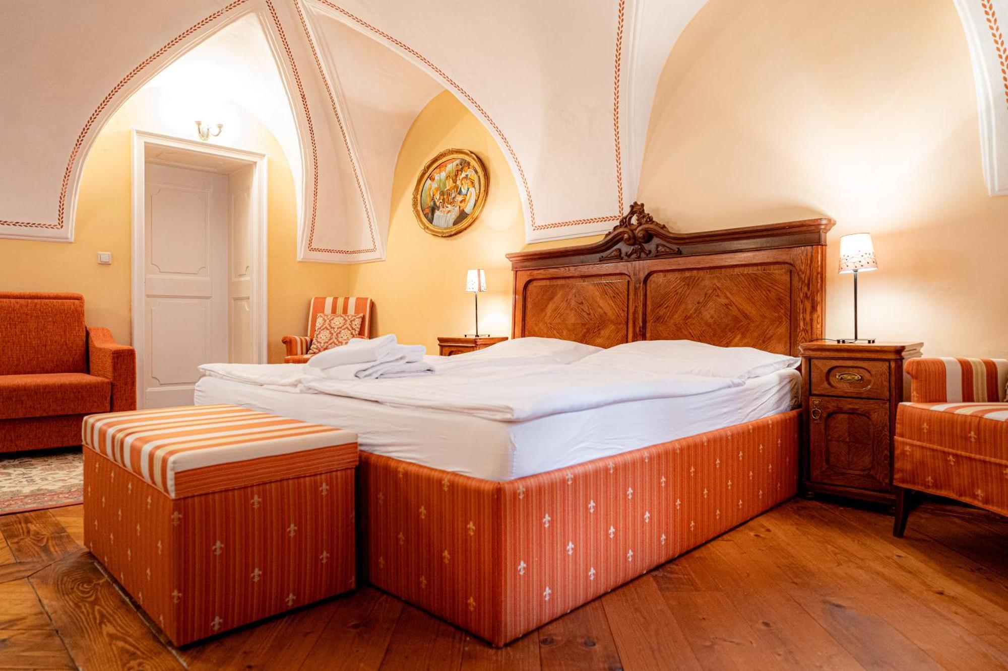 Penzion Cosmopolitan Ii. Banská Štiavnica Quarto foto